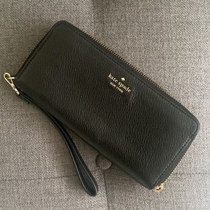 Kate Spade Black Wristlet Wallet